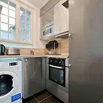 Charming 35 M Apartment In Paris 16Th District
